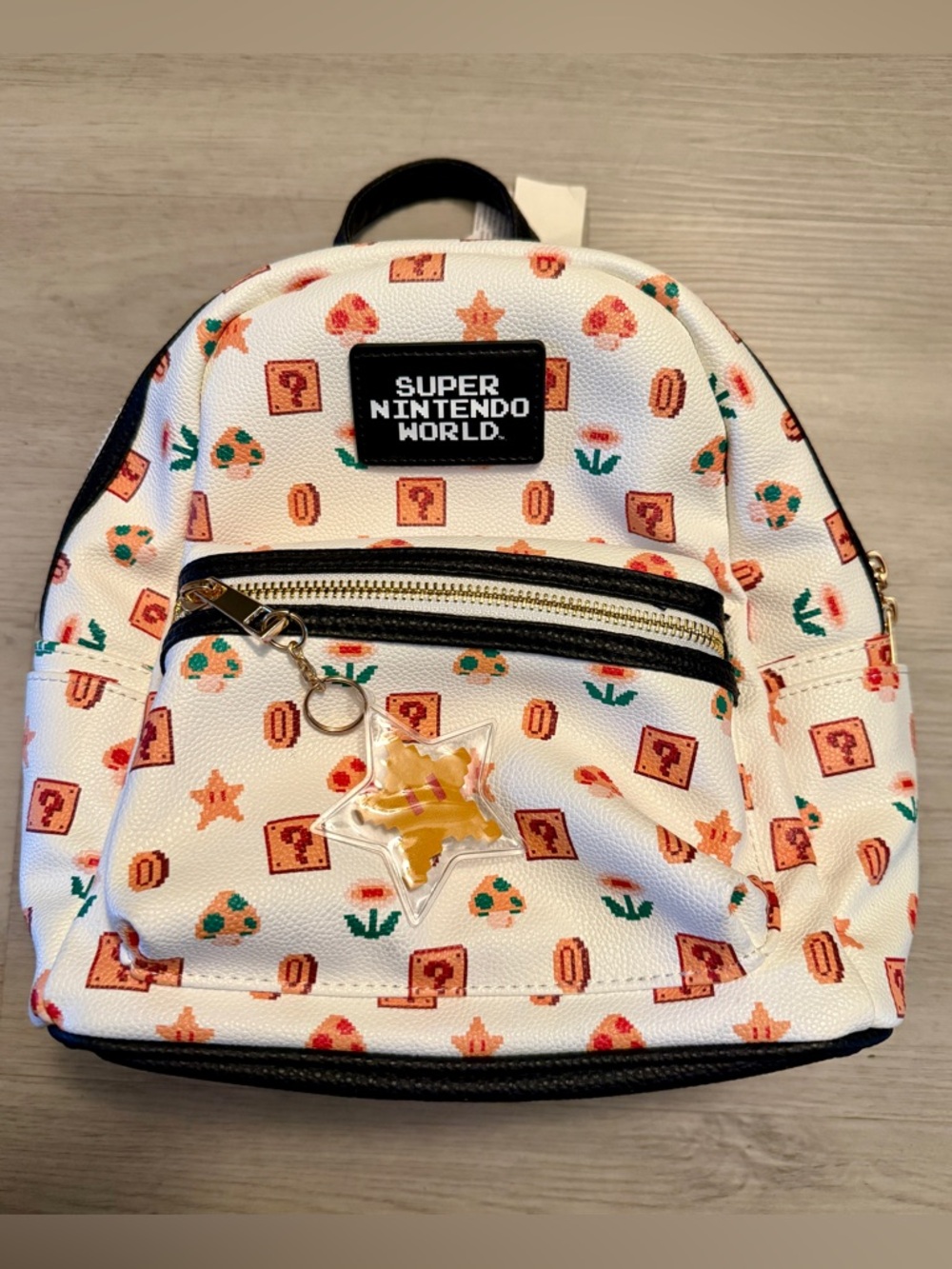 NWT Universal Studios Super Nintendo World 8-Bit Super Mario Mini Backpack